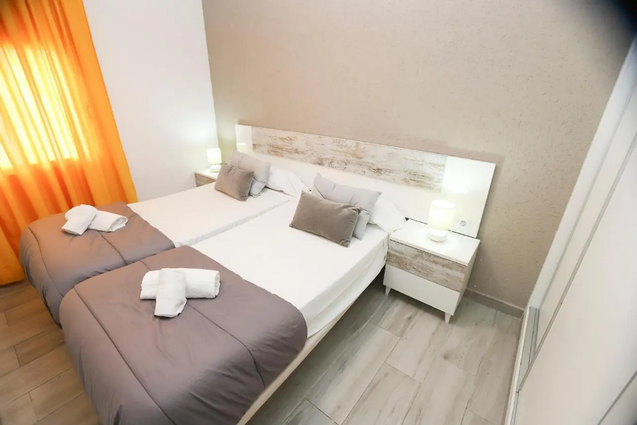 Apartamento Differentflats Samoa Salou 0*,  España